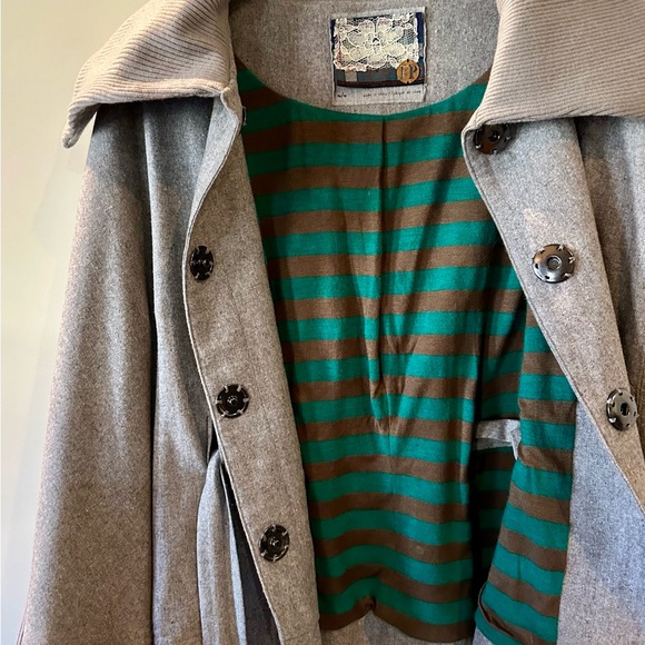 Free People Grey jacket or cape - Picture 4 of 8